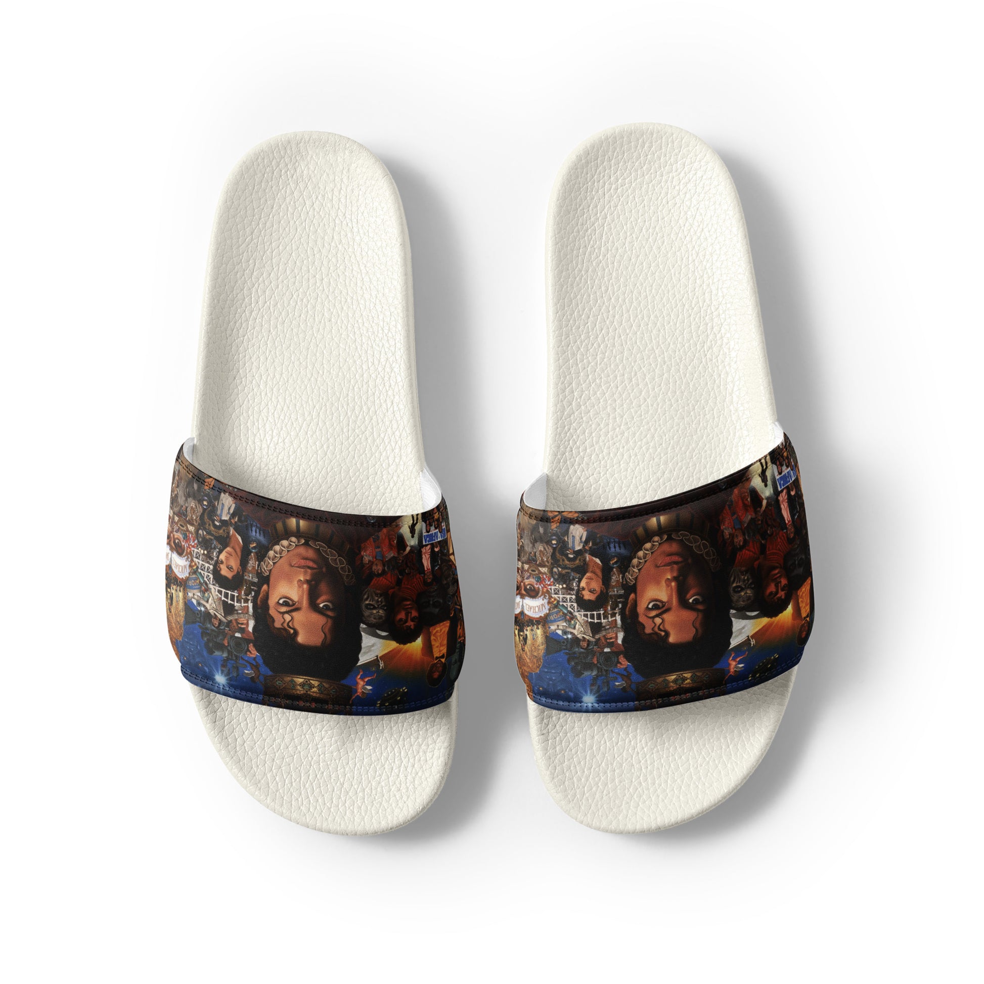 Chinelos brancos com tiras estampadas em collage vintage do Michael Jackson, estilo streetwear homme França 2026.