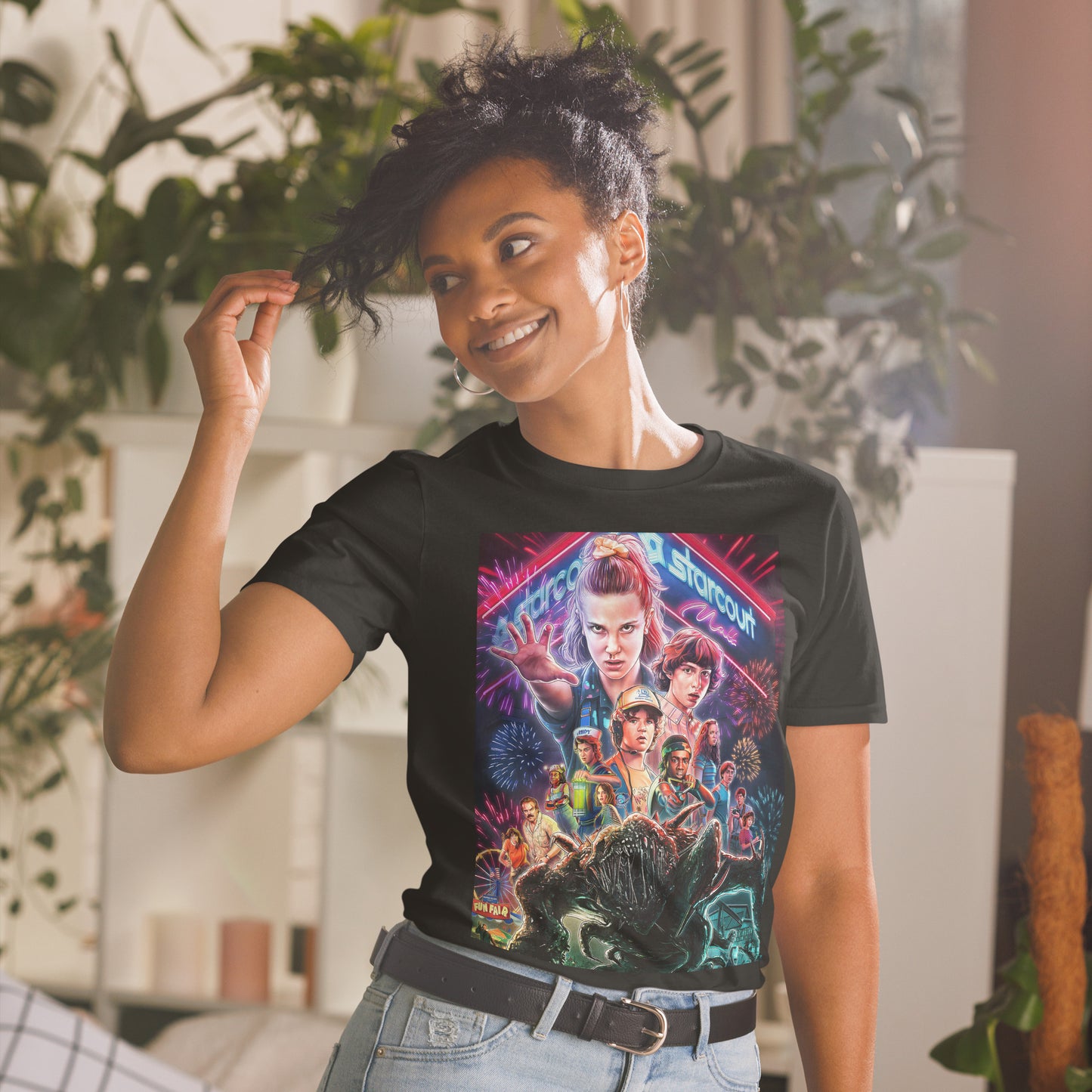 "T-shirt unisexe Stranger Things Poster Hawkins – fan merch série Netflix"