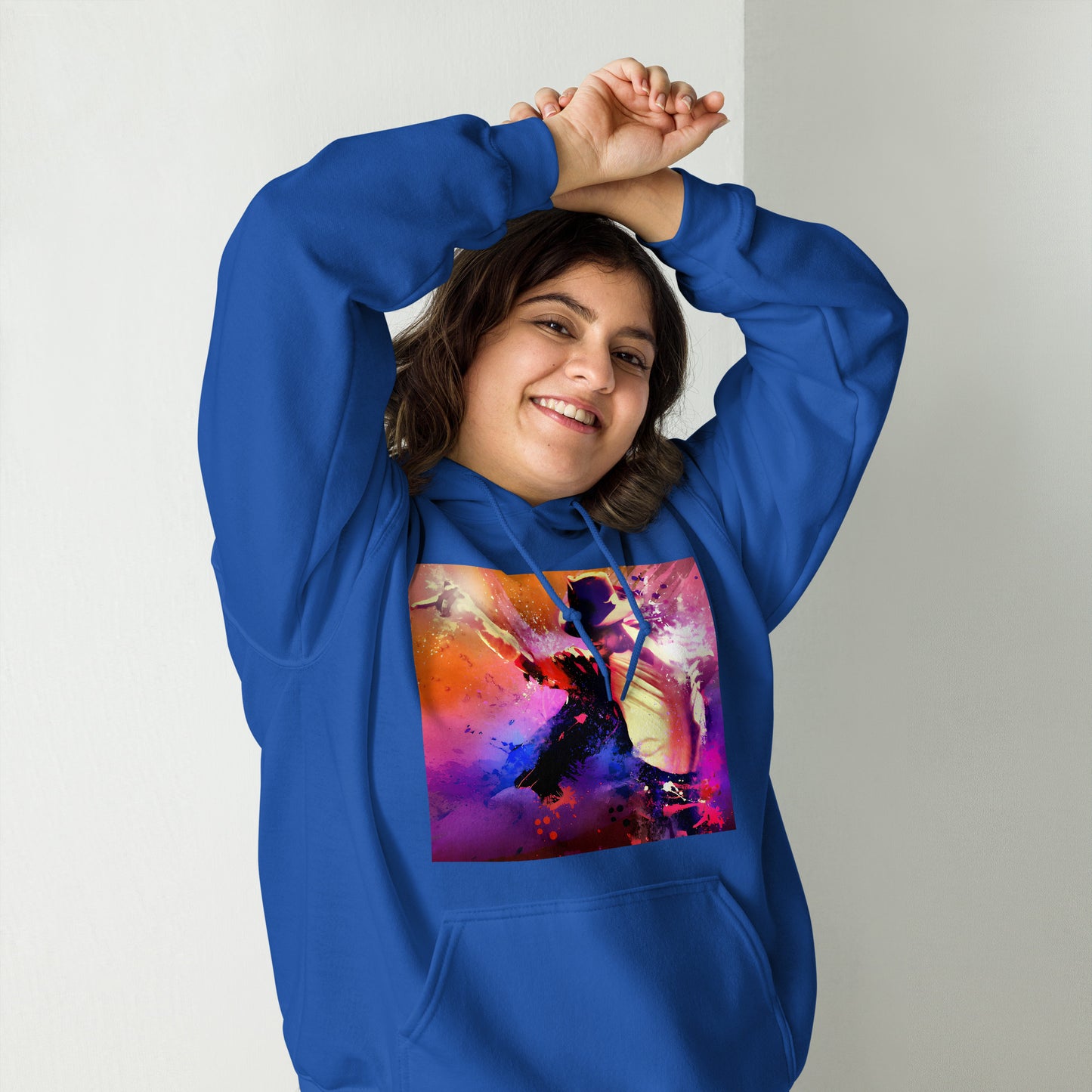 Moletom azul royal oversized streetwear com estampa colorida estilo anime e manga, unissex homem França 2026.
